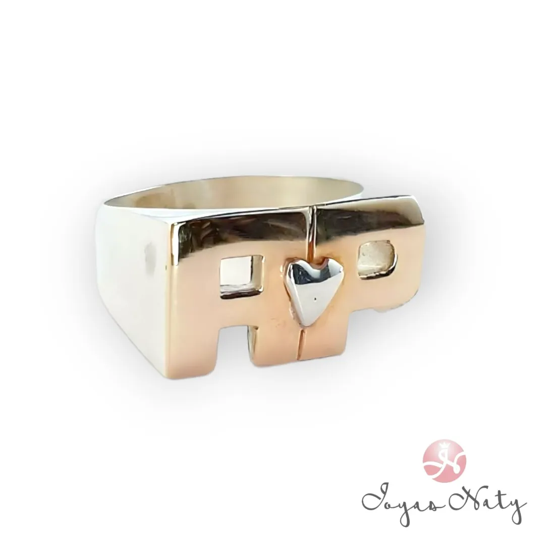 Anillo iniciales plata y oro mas corazón de plata
